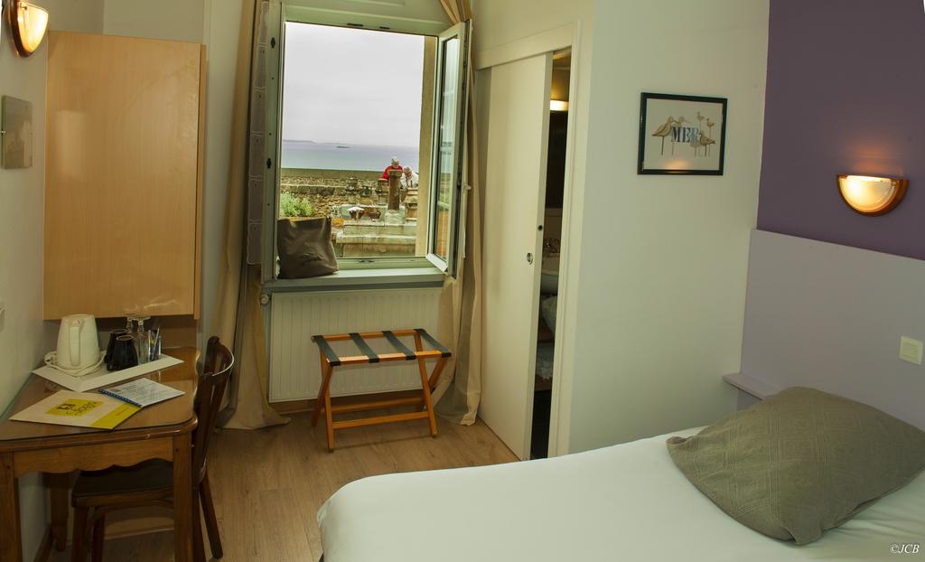 Hotel La Porte Saint Pierre-Logis Hotel Intra Muros Bagian luar foto