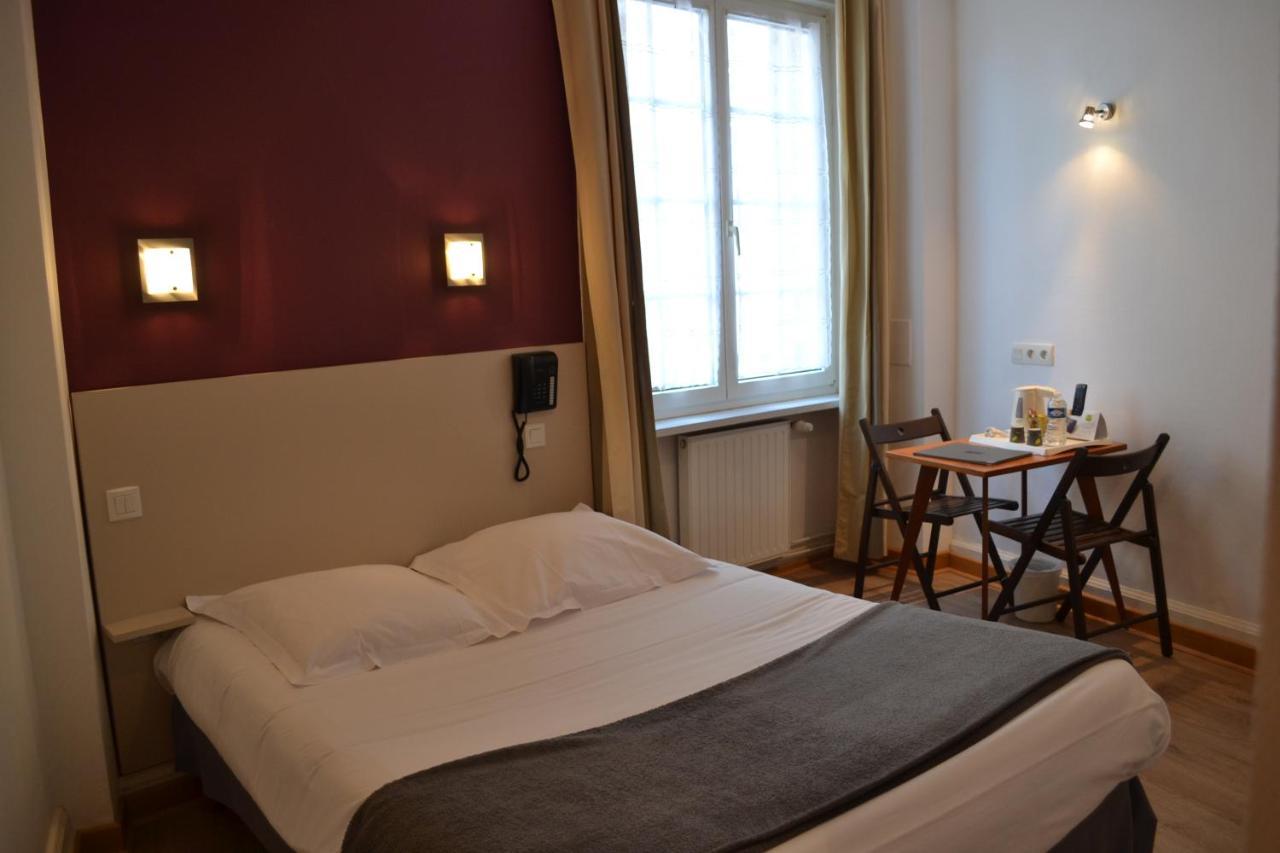 Hotel La Porte Saint Pierre-Logis Hotel Intra Muros Bagian luar foto